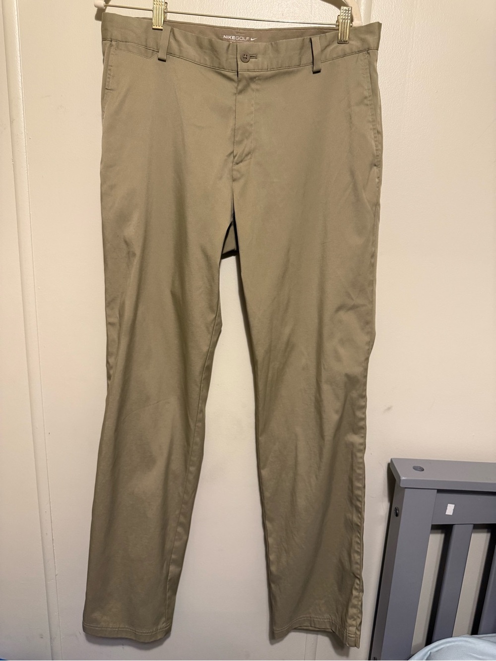 Nike Golf 34X34 Men’s Khaki/Tan Chino Pants